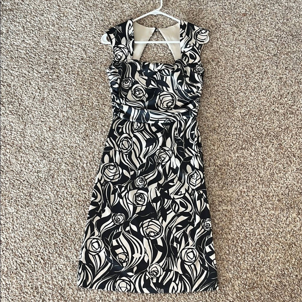 Donna Ricco Black and Cream Floral Cocktail Dress!